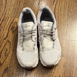 On Running lilac Sneakers